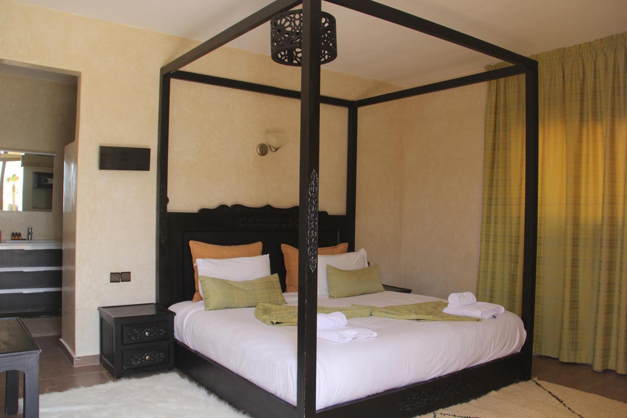 Dakhla Camp Hotel Exterior photo